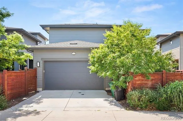 7945 E Prairie Meadow Drive Denver, CO 80238