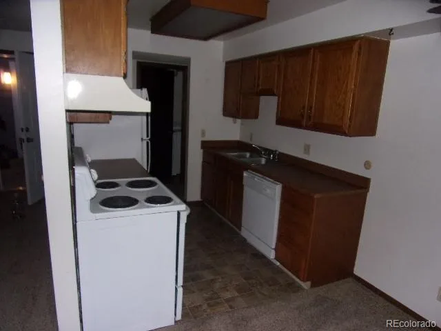 17672 E Loyola Drive #2221R Aurora, CO 80013