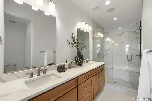11002 E Hinsdale Circle Centennial, CO 80112