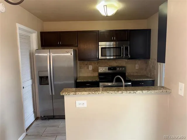 524 Shady Crest Circle Colorado Springs, CO 80916