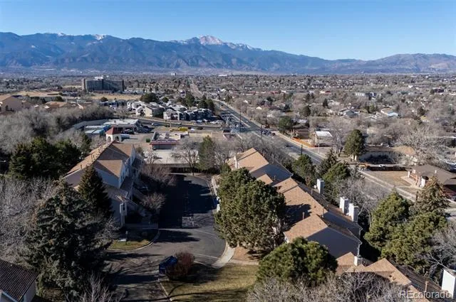524 Shady Crest Circle Colorado Springs, CO 80916