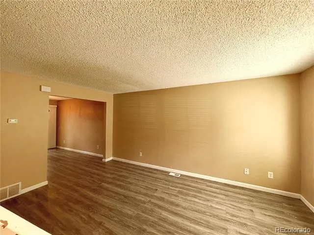 524 Shady Crest Circle Colorado Springs, CO 80916