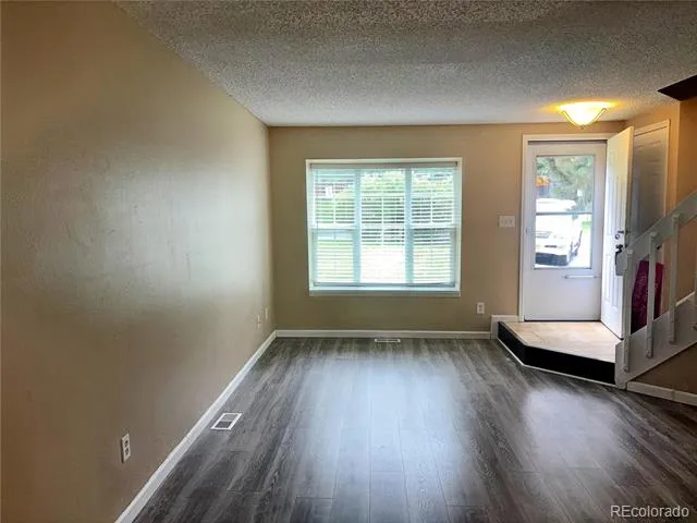 524 Shady Crest Circle Colorado Springs, CO 80916