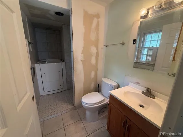 2324 S Forest Drive Denver, CO 80222