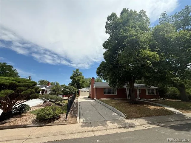 2324 S Forest Drive Denver, CO 80222
