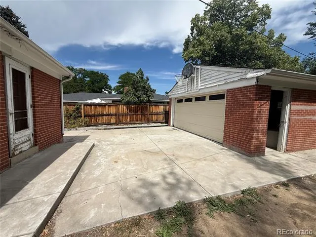 2324 S Forest Drive Denver, CO 80222