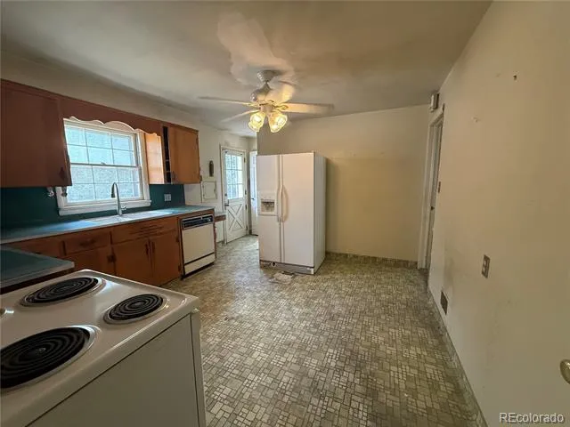 2324 S Forest Drive Denver, CO 80222