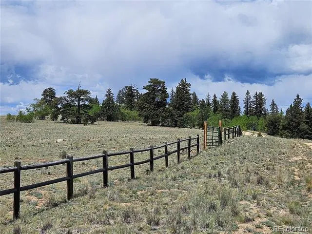 412 Smith And Wesson Road Como, CO 80456