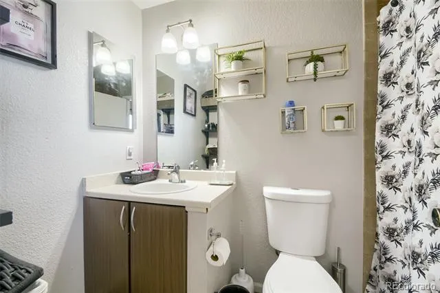 18646 E 42nd Avenue Denver, CO 80249