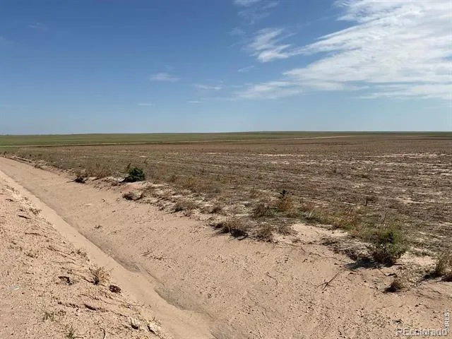 26 gg Road Snyder, CO 80750