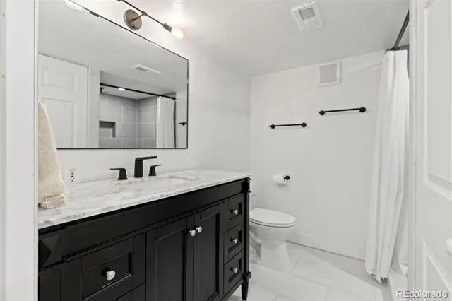 7045 Routt Street Arvada, CO 80004