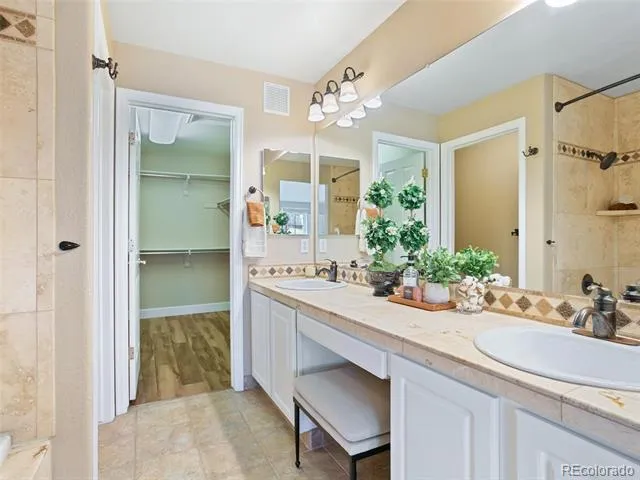 8166 S Tempe Court Aurora, CO 80016