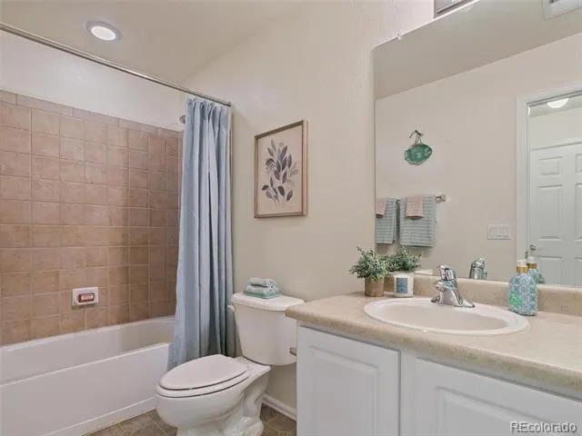 8166 S Tempe Court Aurora, CO 80016