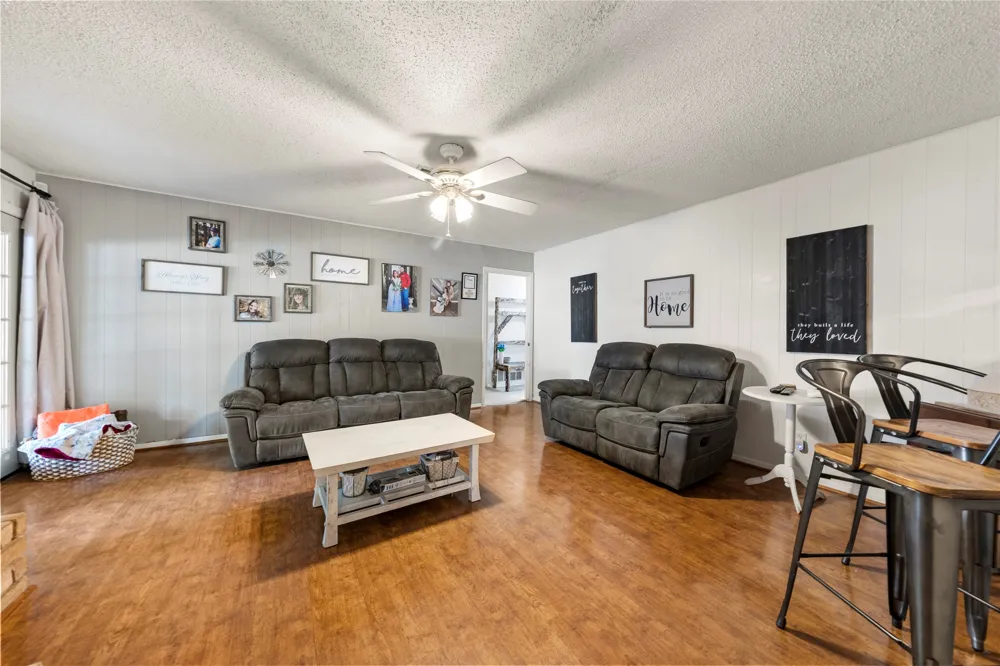 311 S College Avenue Troy, TX 76579