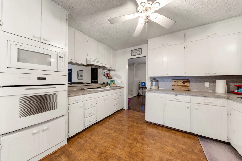 311 S College Avenue Troy, TX 76579