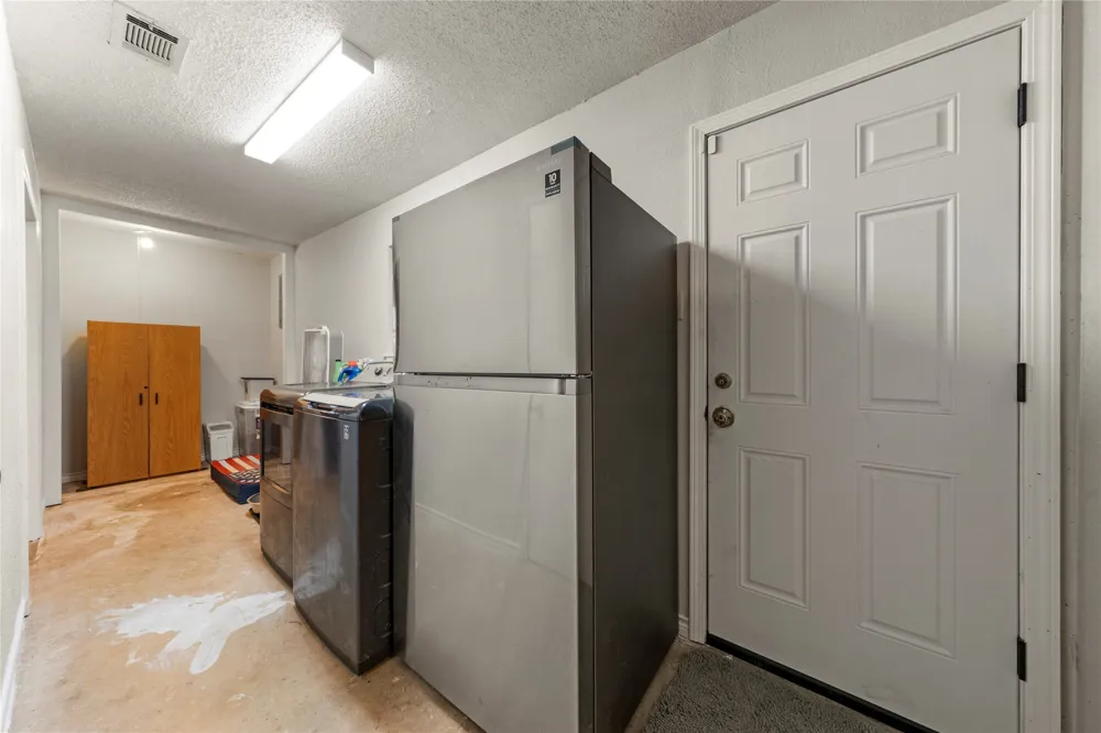 311 S College Avenue Troy, TX 76579
