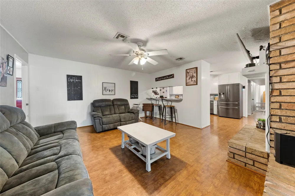 311 S College Avenue Troy, TX 76579