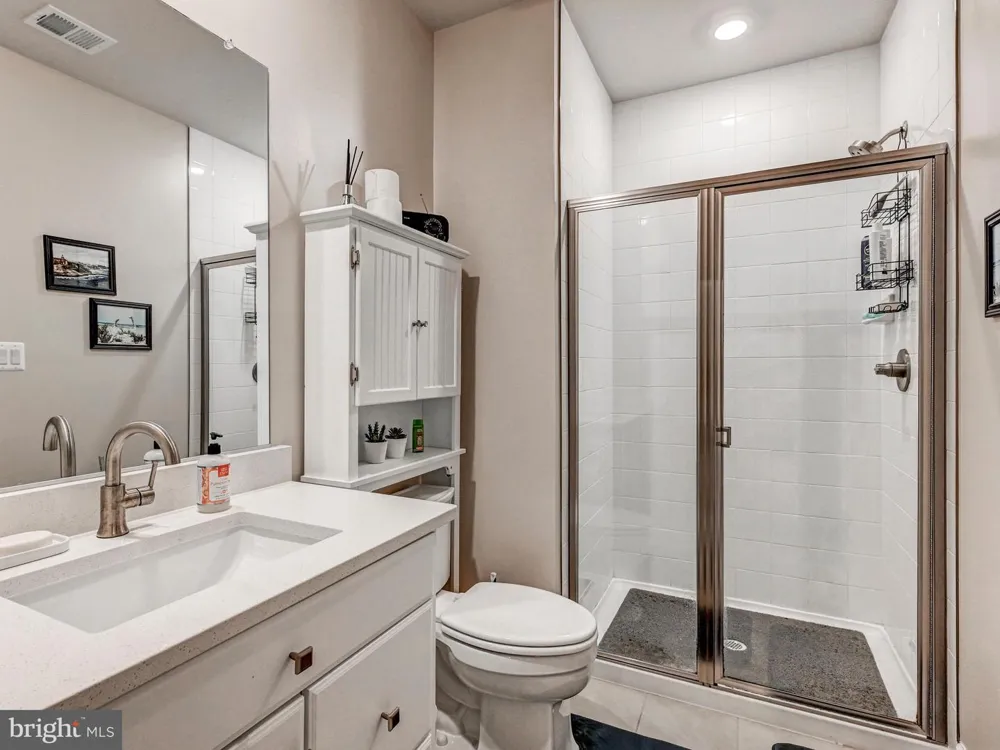 388 CROWN POINT DRIVE Frederick, MD 21702