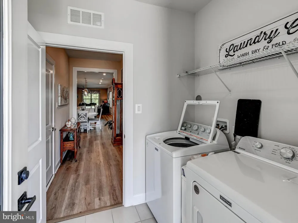 388 CROWN POINT DRIVE Frederick, MD 21702