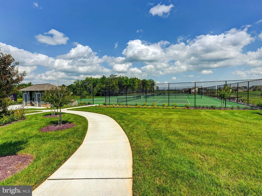 388 CROWN POINT DRIVE Frederick, MD 21702