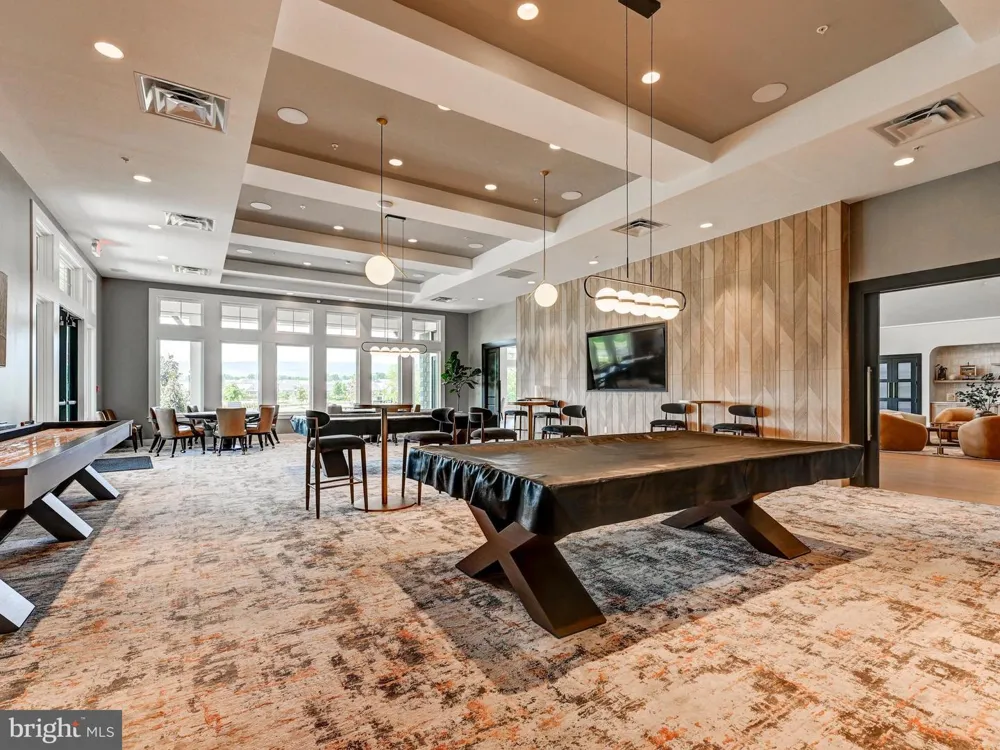 388 CROWN POINT DRIVE Frederick, MD 21702