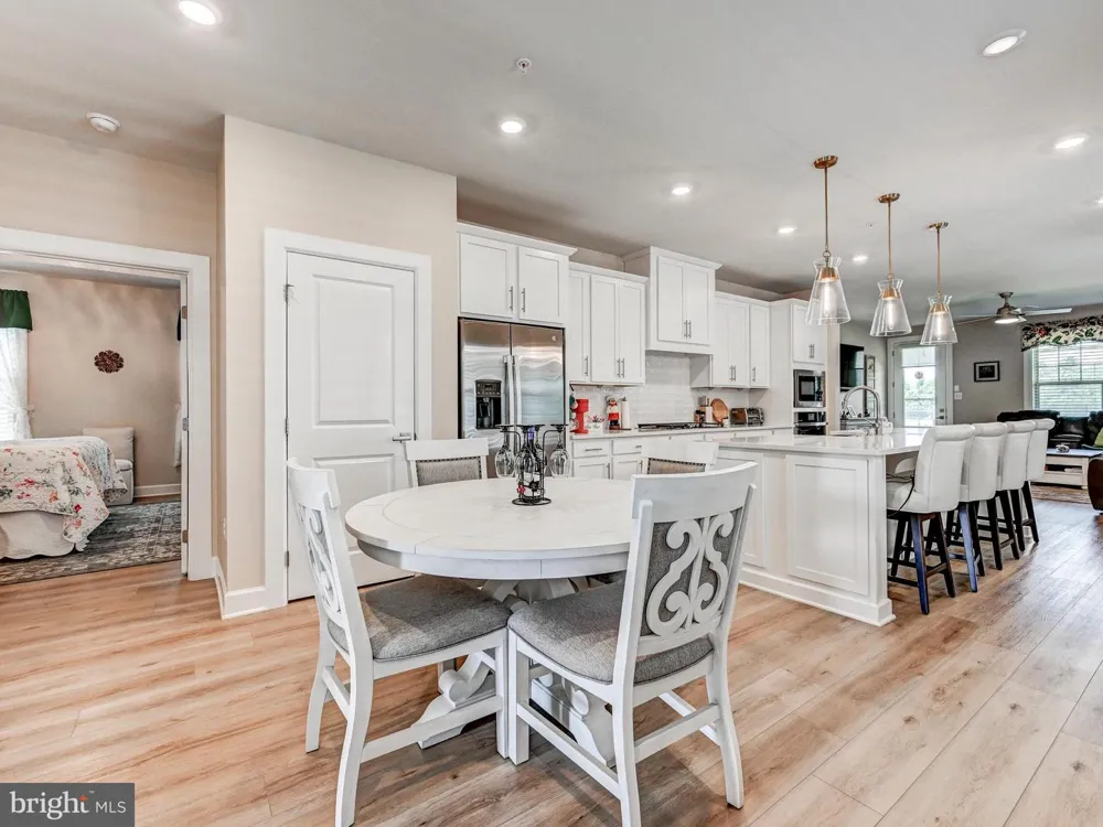 388 CROWN POINT DRIVE Frederick, MD 21702