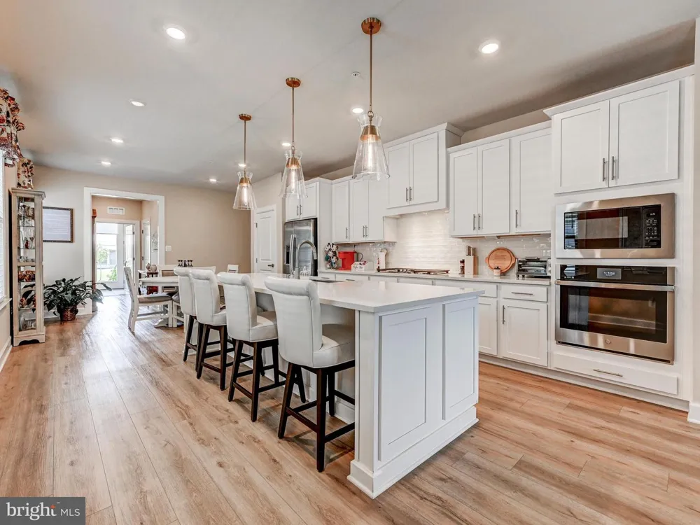 388 CROWN POINT DRIVE Frederick, MD 21702