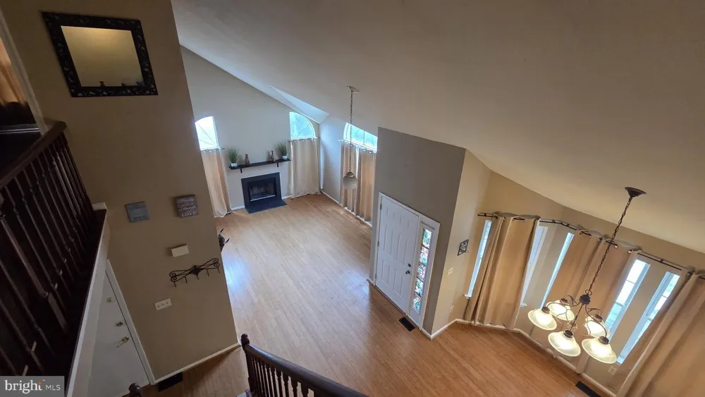 10 WESLEY LANE Burlington, NJ 08016