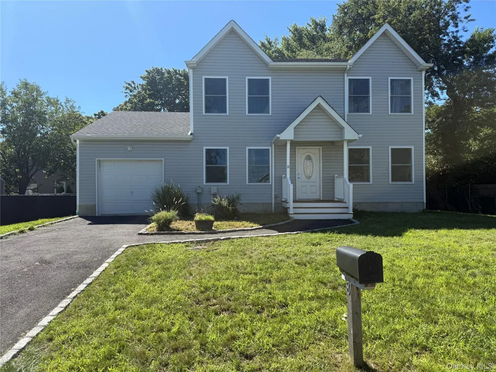8 W Narcissus Road Mastic Beach, NY 11951