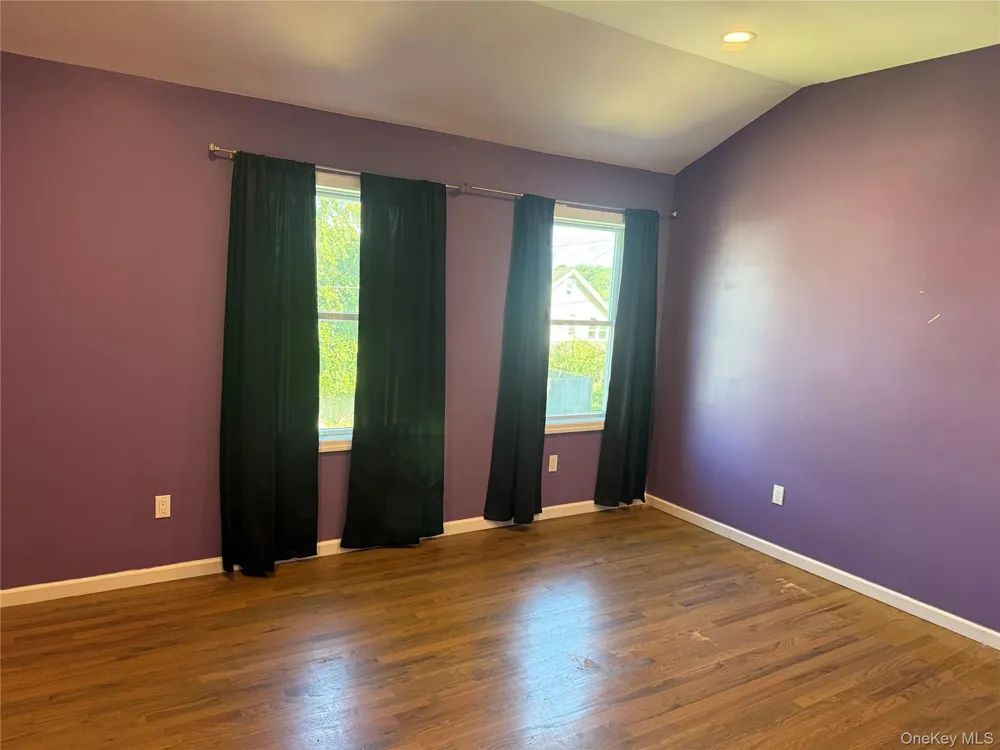 8 W Narcissus Road Mastic Beach, NY 11951