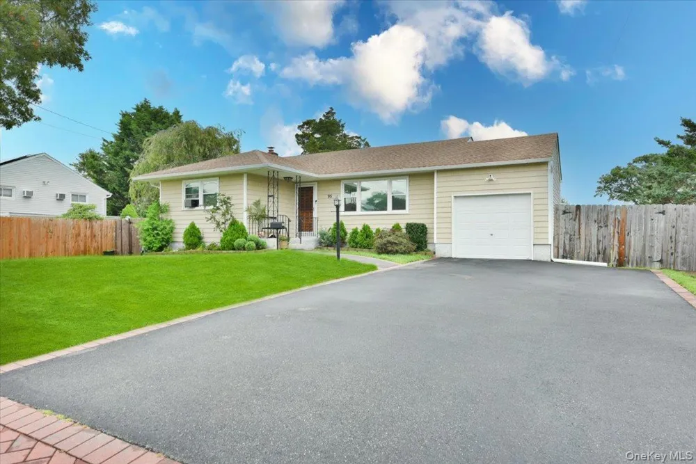 95 Jenkins Avenue North Babylon, NY 11703