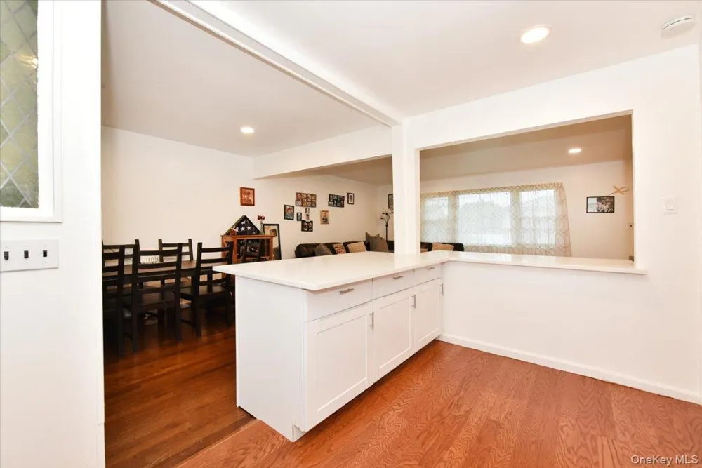 95 Jenkins Avenue North Babylon, NY 11703