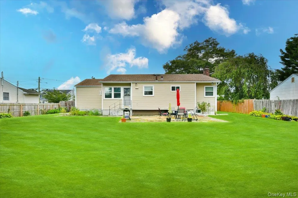 95 Jenkins Avenue North Babylon, NY 11703