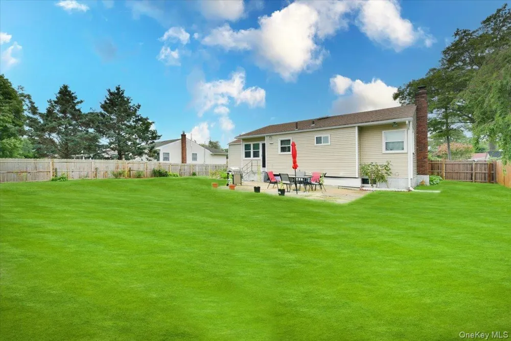 95 Jenkins Avenue North Babylon, NY 11703