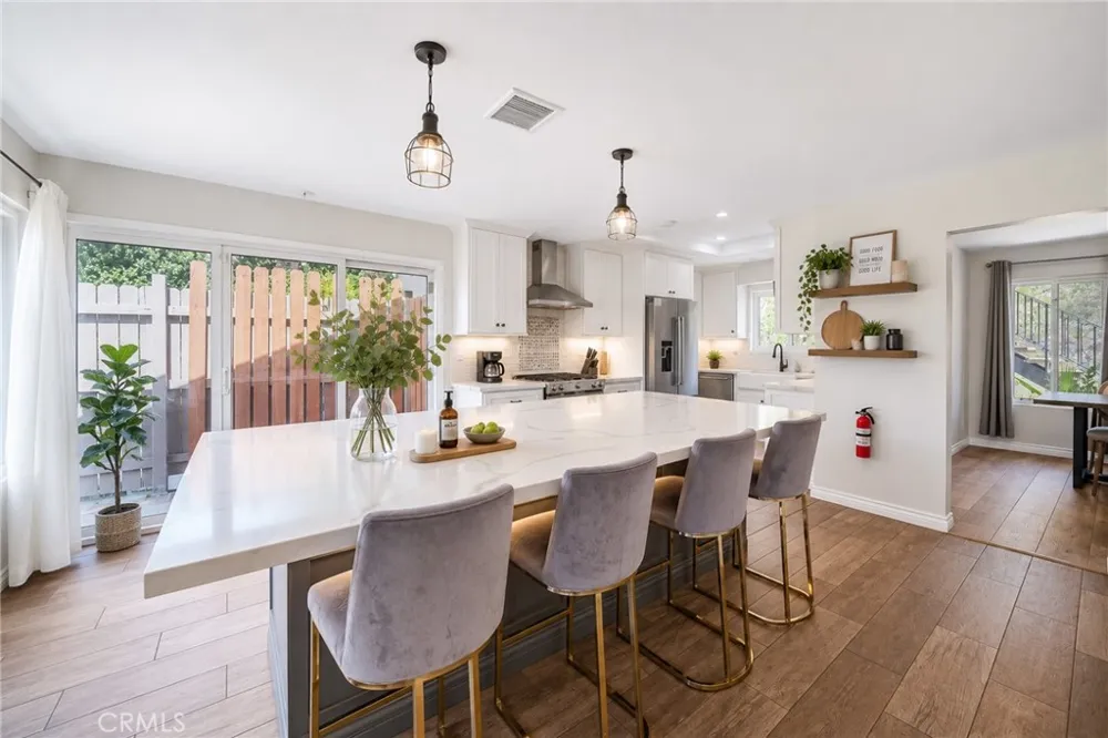 20122 Evening Breeze Walnut, CA 91789