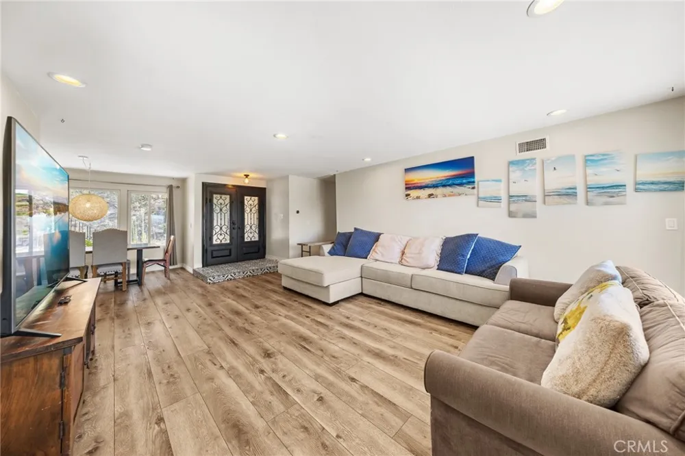 20122 Evening Breeze Walnut, CA 91789