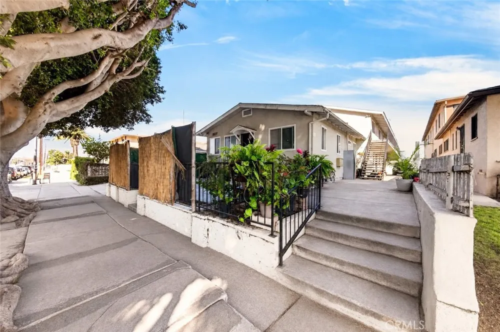 1527 Torrance Torrance, CA 90501