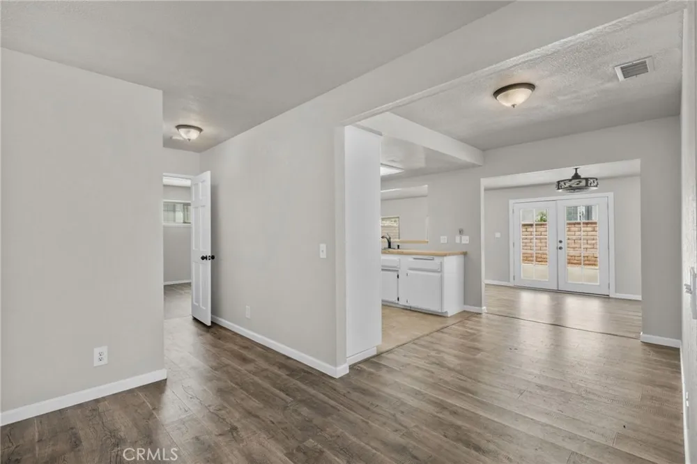 13330 Tamarisk Victorville, CA 92395