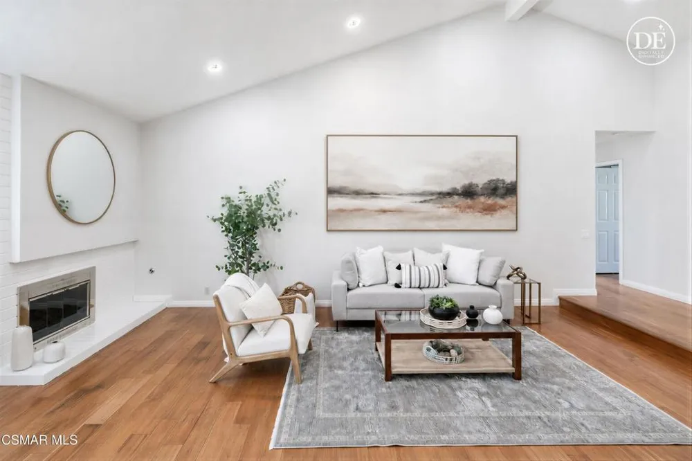 786 Capitan Street Newbury Park, CA 91320