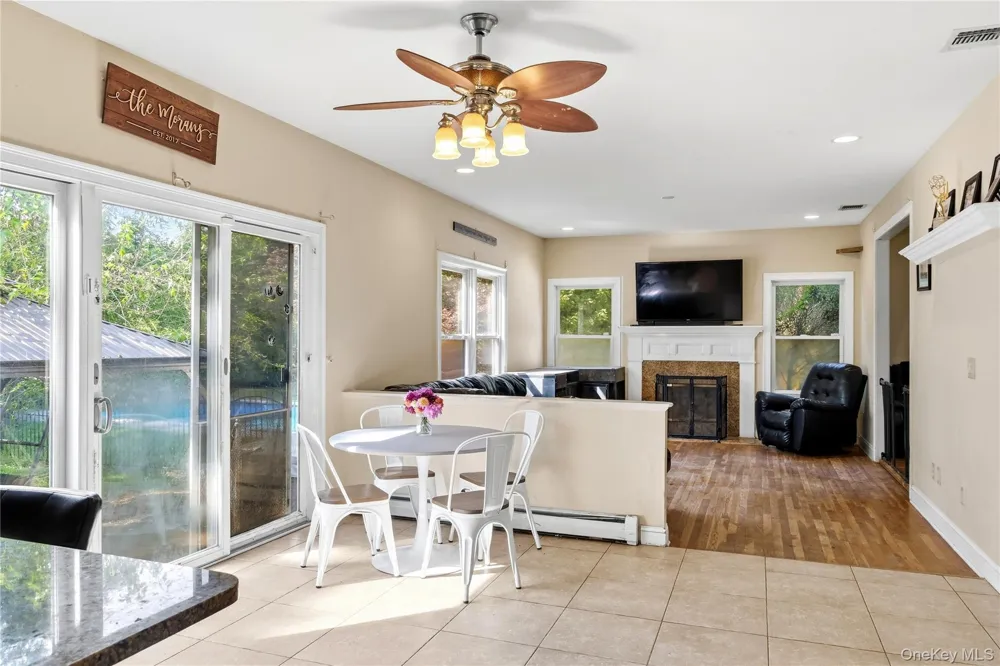 204 Melrose Parkway Patchogue, NY 11772