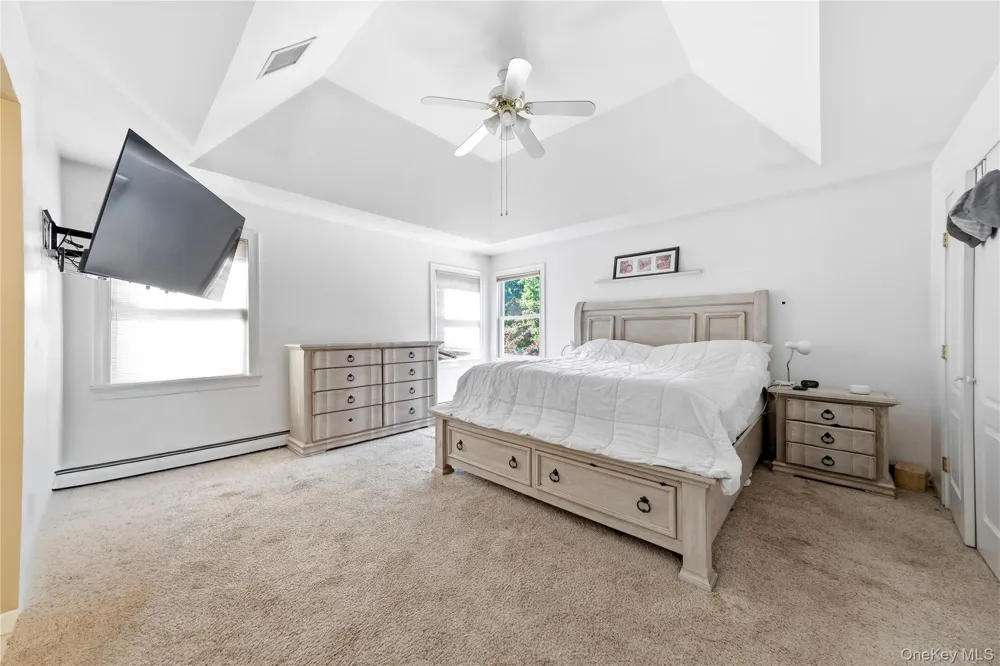 204 Melrose Parkway Patchogue, NY 11772