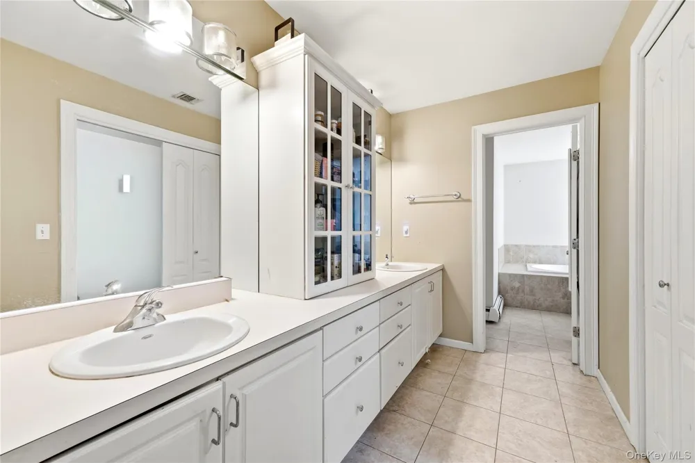204 Melrose Parkway Patchogue, NY 11772