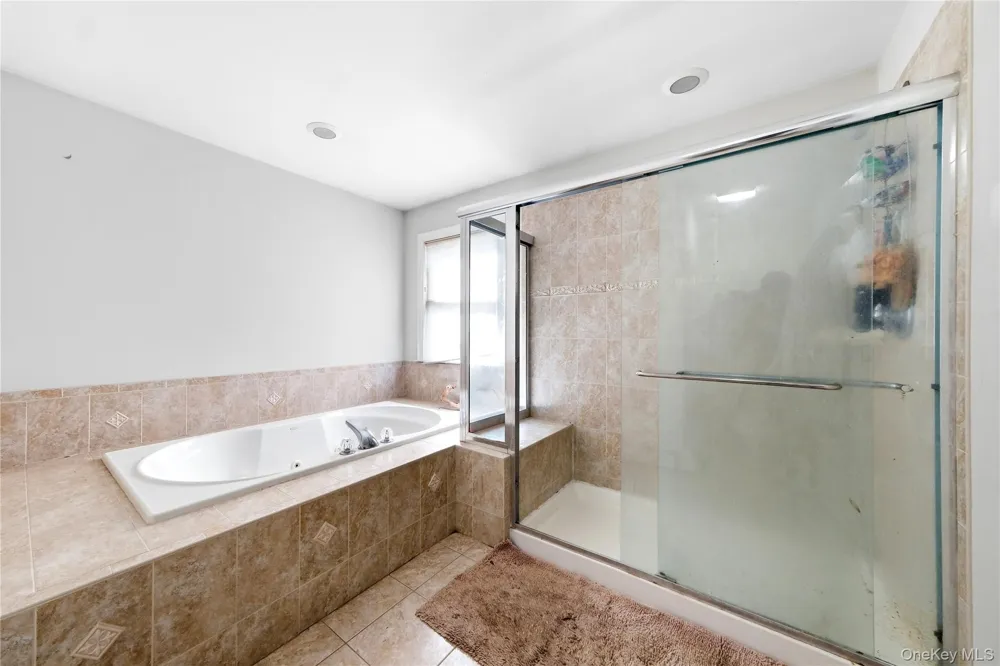 204 Melrose Parkway Patchogue, NY 11772