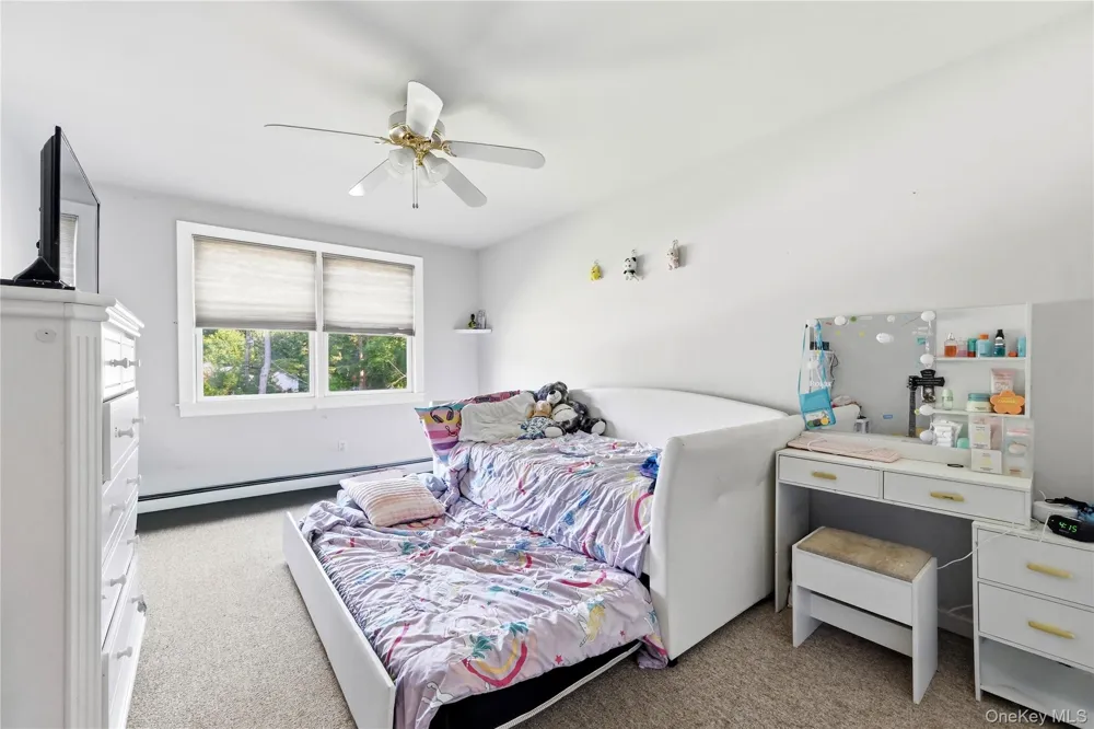 204 Melrose Parkway Patchogue, NY 11772