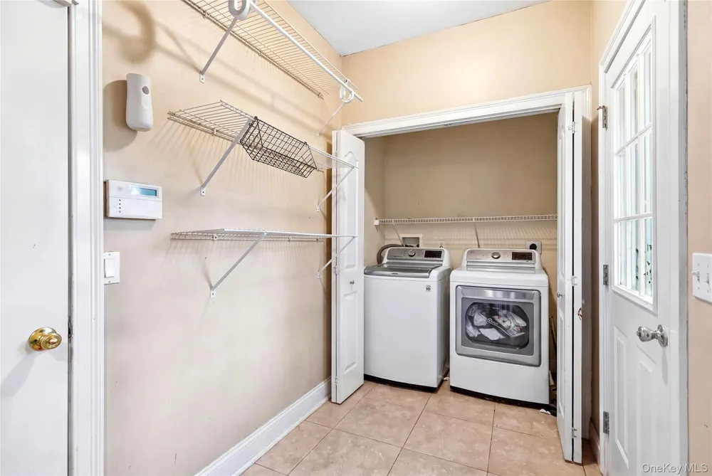 204 Melrose Parkway Patchogue, NY 11772