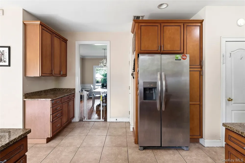 204 Melrose Parkway Patchogue, NY 11772