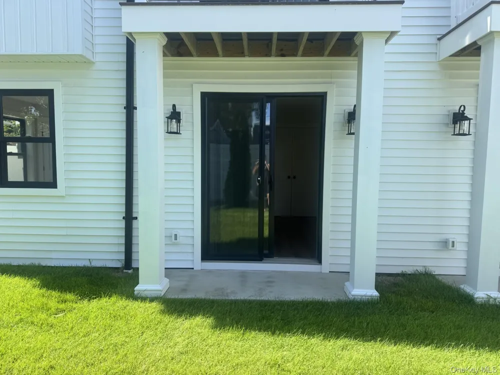 161 Union Avenue #15 Lynbrook, NY 11563