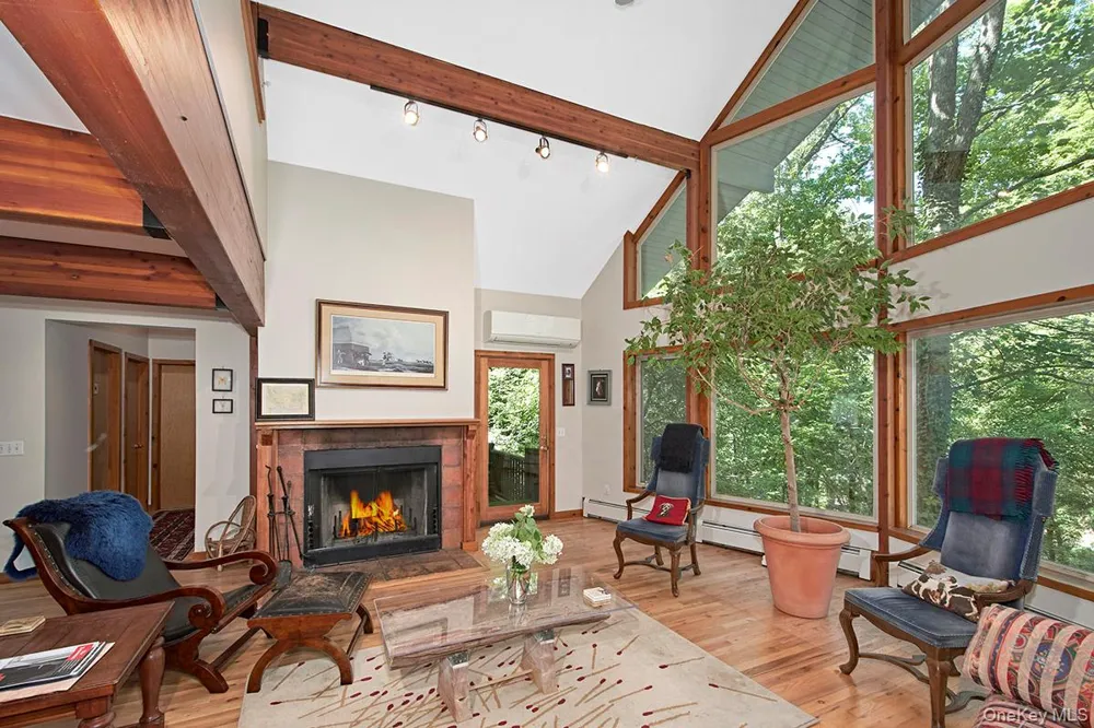 3 Little Lake Ridge Ossining, NY 10562