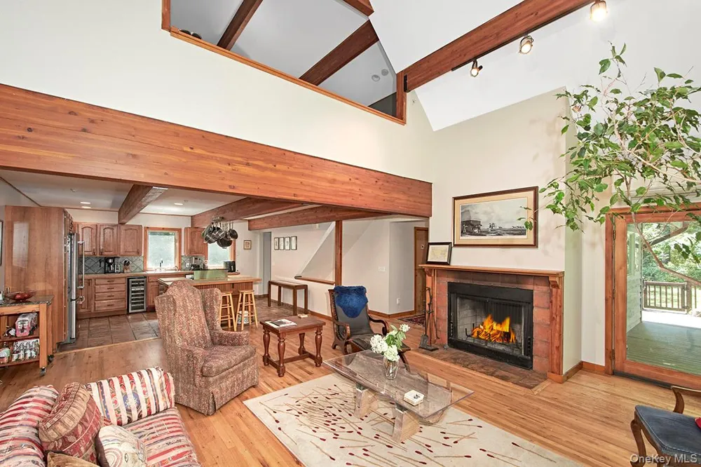 3 Little Lake Ridge Ossining, NY 10562