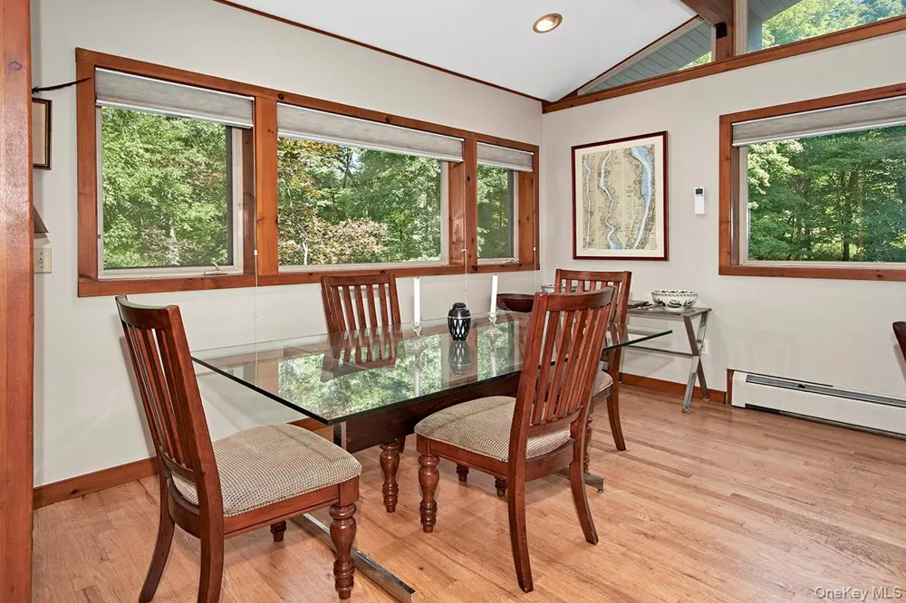 3 Little Lake Ridge Ossining, NY 10562